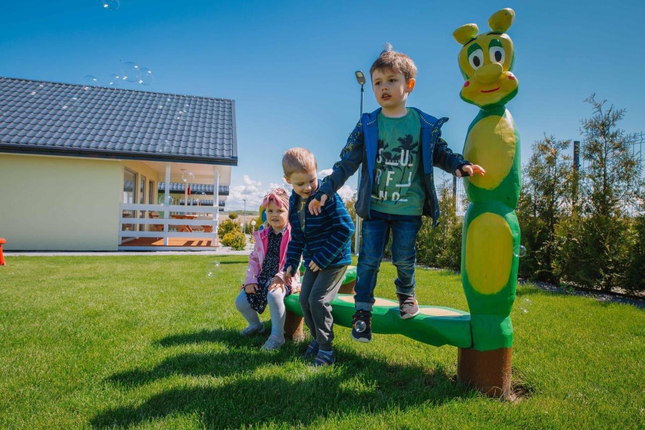 Domki Bajkowe Wzgorze Bobolin Eksteriør bilde